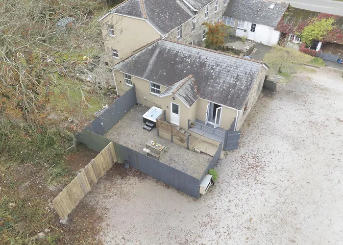 Hoopers Lodge, Croft Hooper, Crowlas