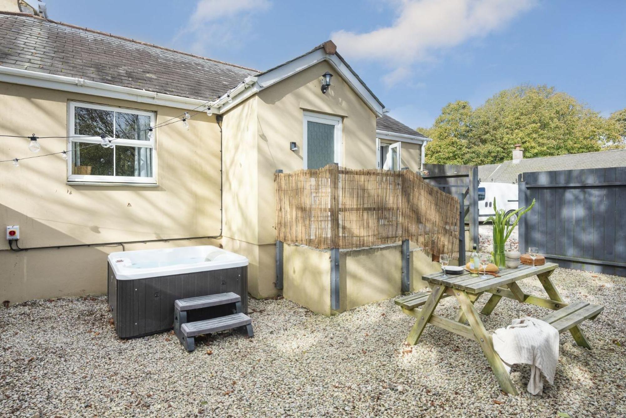 Holiday home Hoopers Lodge, Croft Hooper, Crowlas *